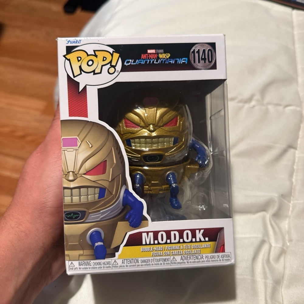 Funko Marvel Quantumania Gold and Blue Figure